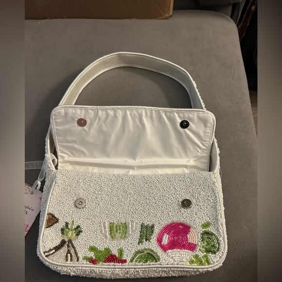 Beaded Plants White and Green Women's Shoulder Bag — NWT! VIRAL! - Picture 3 of 4